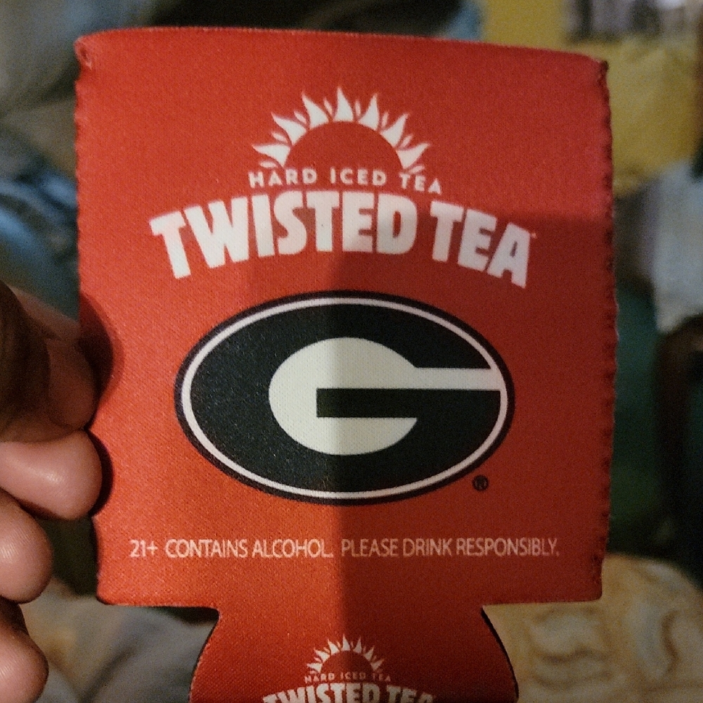 Twisted Tea Red Can Cooler